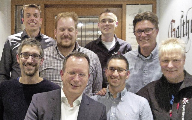Der Vorstand der StrauSchoeh-Schlurbi:...Hans-Jrgen Bechtel (unten von links)   | Foto: privat