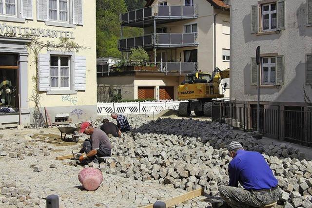 Straenbauarbeiten gehen in die Endphase