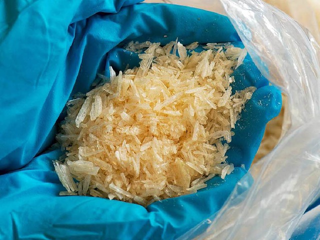 Sichergestelltes N-Methylamphetamin, u...ich auch bekannt als Meth oder Crystal  | Foto: dpa