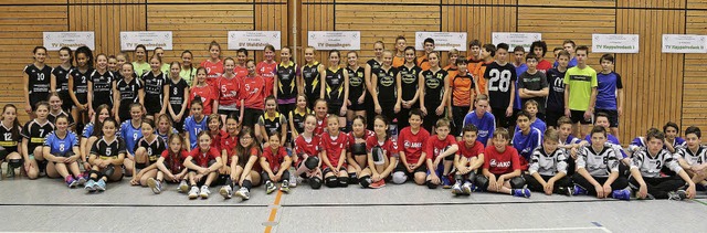 Mit so vielen Teilnehmern veranstaltet... Kollnau-Gutach ihr 10. Jugendturnier.  | Foto: Verein