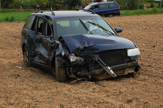 Bei dem Unfall zwischen einem Pkw und einem Traktor kam niemand zu Schaden.  | Foto: Tamara Keller