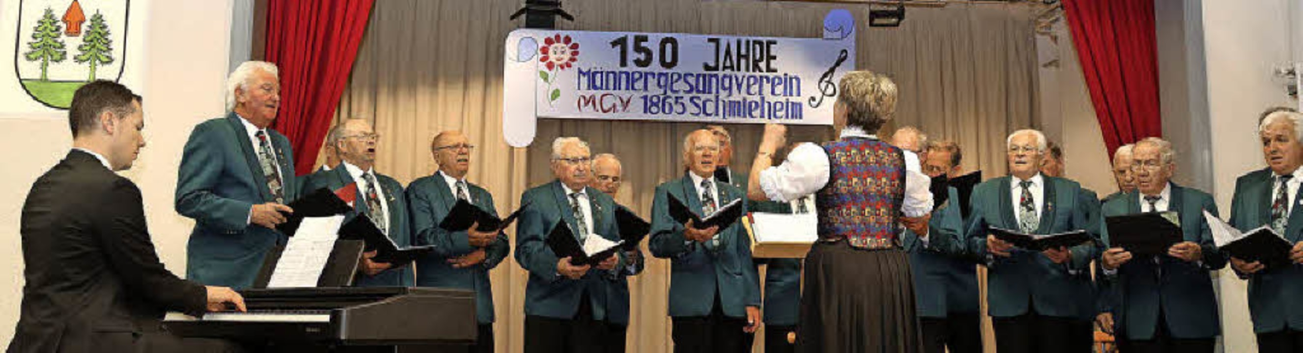 Der Mnnergesangverein Schmieheim hat ...ich Geburtstag und Abschied gefeiert.   | Foto: Sandra Decoux-Kone