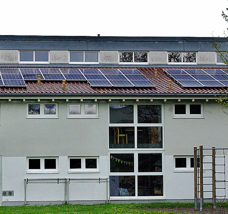 Auf der Hebelschule in Nollingen ist a...benan auf dem Kindergarten Arche Noah.  | Foto: Rolf Reißmann