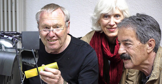 Wolfgang Neumann (links) fand den Fehl...aschine der Eheleute Walter ruckzuck.   | Foto: Merstetter