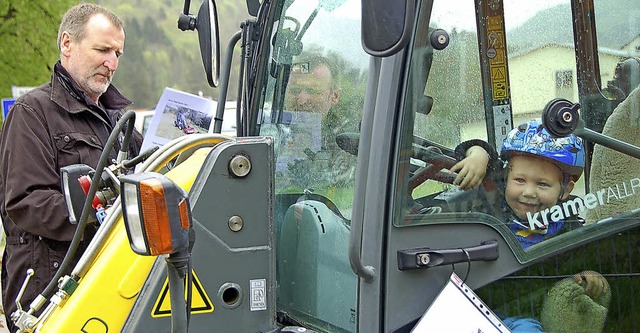 Bei diesem Fuhrpark schlagen Mnnerherzen hher.  | Foto: Jutta Binner-Schwarz