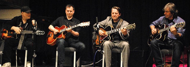 Vier groartige Virtuosen: Ulf Wakeniu...o und Michael Sagmeister (von links)    | Foto: Mink