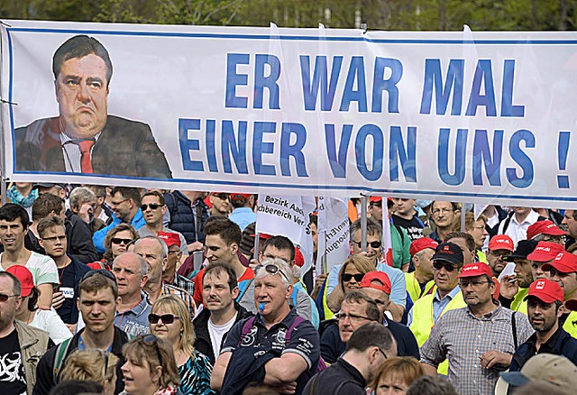 Protest der Gewerkschaften gegen Gabriels geplante Klimaabgabe in Berlin   | Foto: dpa