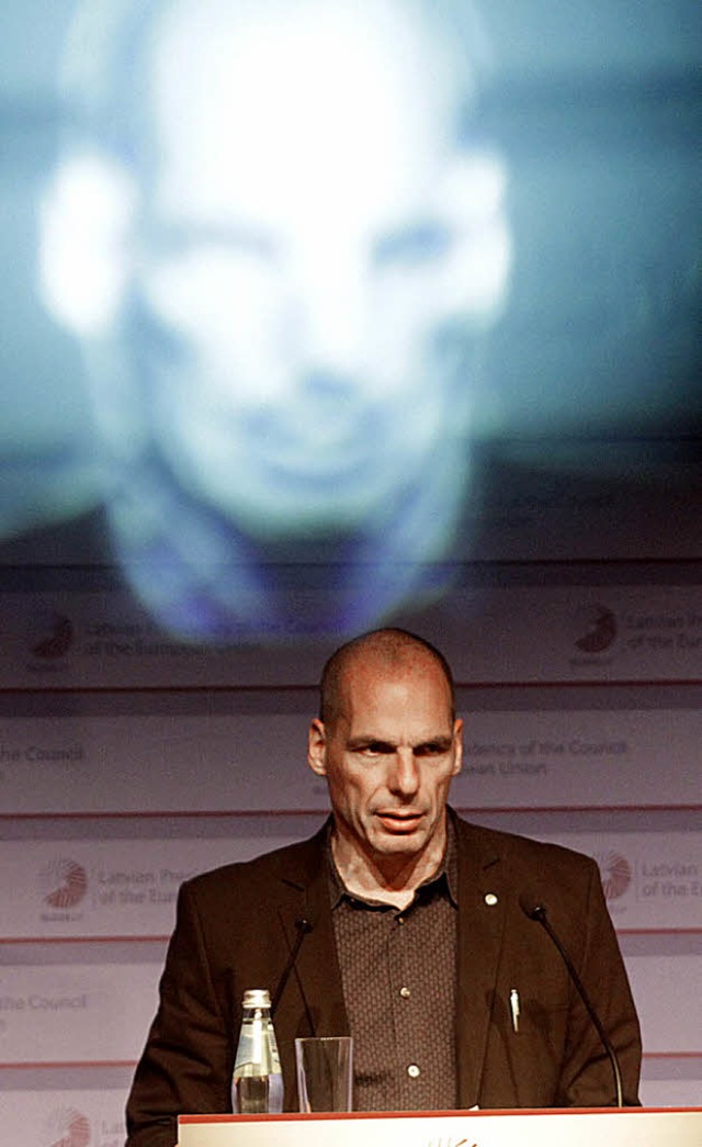 Varoufakis in Riga   | Foto: dpa