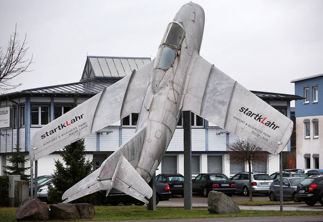 Abgeflogen nach Rothenburg: Die MIG 15 an der Europastrae.   | Foto: christoph breithaupt