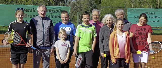 <Text>Die Erstplatzierten beim Erffnu... des TC Weiss-Blau Rheinhausen</Text>.  | Foto: Werner Schnabl