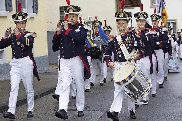 Aufmarsch der Historischen Brgerwehr in Waldkirch