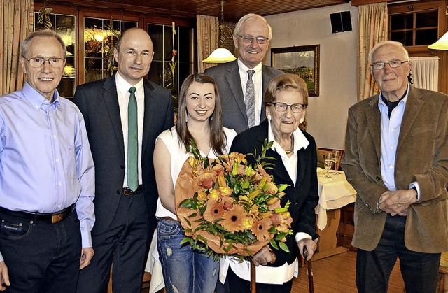 60-Jahrfeier: Heinrich Gebelein, Joach...hinger und Brigitte Haas (von links).   | Foto: Nikolaus Bayer