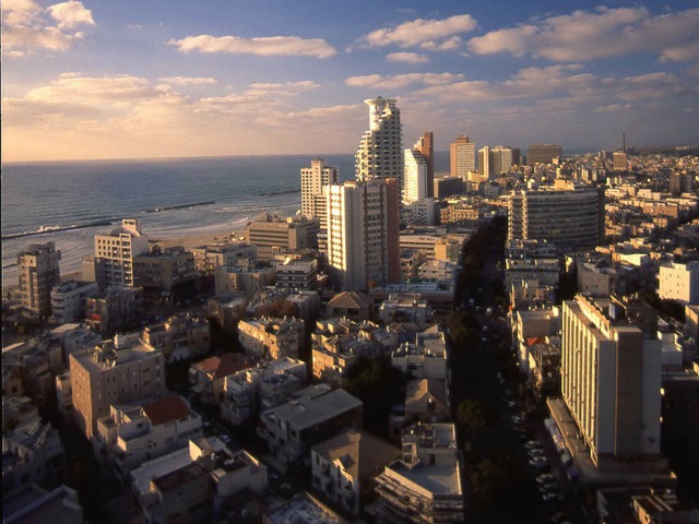 Tel Aviv von oben  &#8211; seit Jahren...rschaft gibt&#8217;s jetzt doch nicht.  | Foto: privat