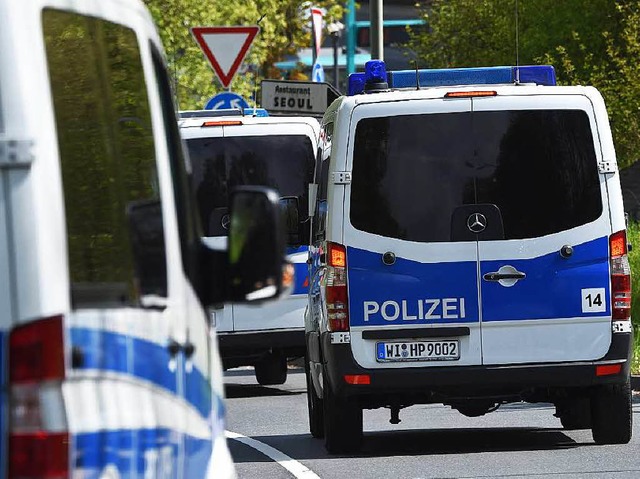 In einer Wohnung vor den Toren Frankfu...eine funktionstchtige Bombe entdeckt.  | Foto: dpa