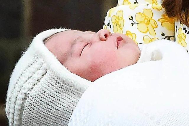 Neugeborene Prinzessin verbringt erste Nacht im Palast