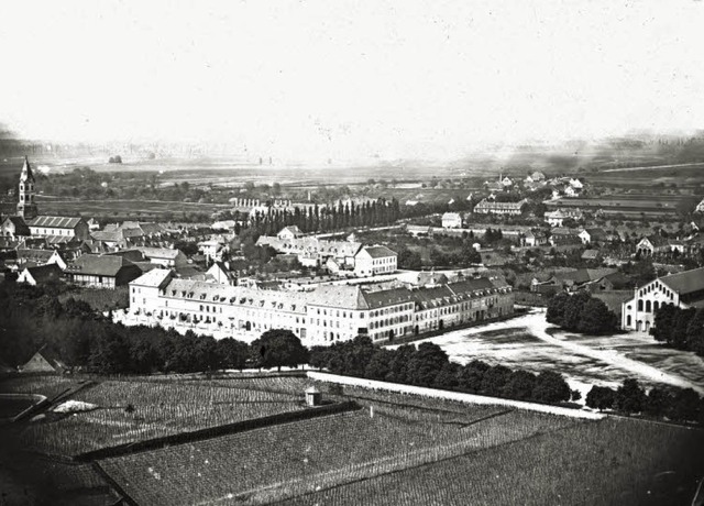 Der Blick vom Schlossberg auf den Wein...urden im Zweiten Weltkrieg zerstrt.    | Foto: Hase/Stadtarchiv Freiburg M 7513