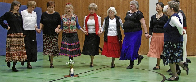 Seite 15 Jahren schon gibt es die Tanz...ie 16 Aktiven allerdings eher selten.   | Foto: FREY