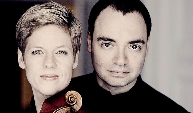 Geigerin Isabelle Faust und Pianist Alexander Melnikov   | Foto: Borggreve