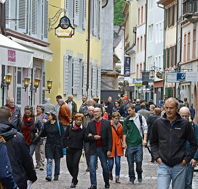 Eine volle Stadt wie am Megasamstag wnschen sich viele.   | Foto: Eggstein