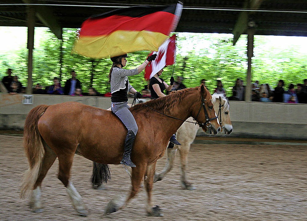 &#8222;Waldkirch sucht den Zirkusstar&... offenen Tr im Reitverein Waldkirch.   | Foto: Fotos: Heiss