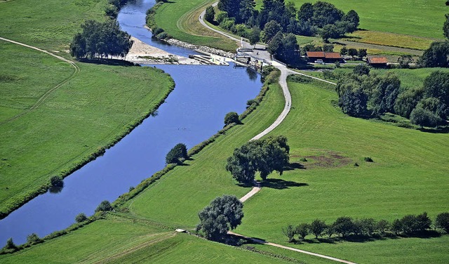 Die Kinzig beim  Groen Deich:  In die... wir der Hochwasserschutz verbessert.   | Foto: Burgmaier