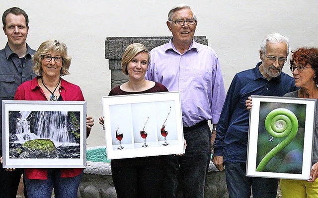 Die Gewinner mit den Bildern des jewei... &#8222;Monochrome Fotografien&#8220;.  | Foto: Hans-Jrgen Hege