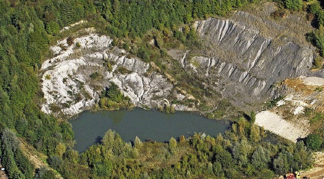 Von zwei Aussichtsplattformen sollen N...nder Seite (unterer linker Bildrand).   | Foto: Erich Meyer