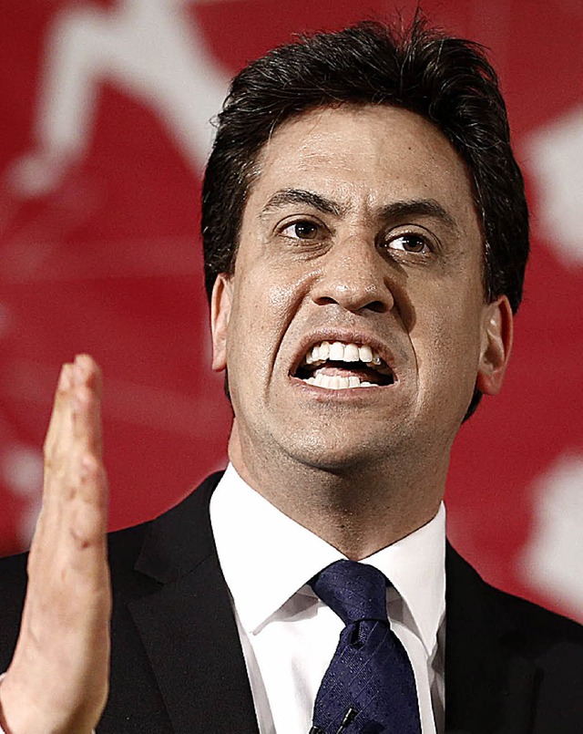 Kmpferisch trotz Panda-Augen, Ed Miliband im Wahlkampf  | Foto: afp