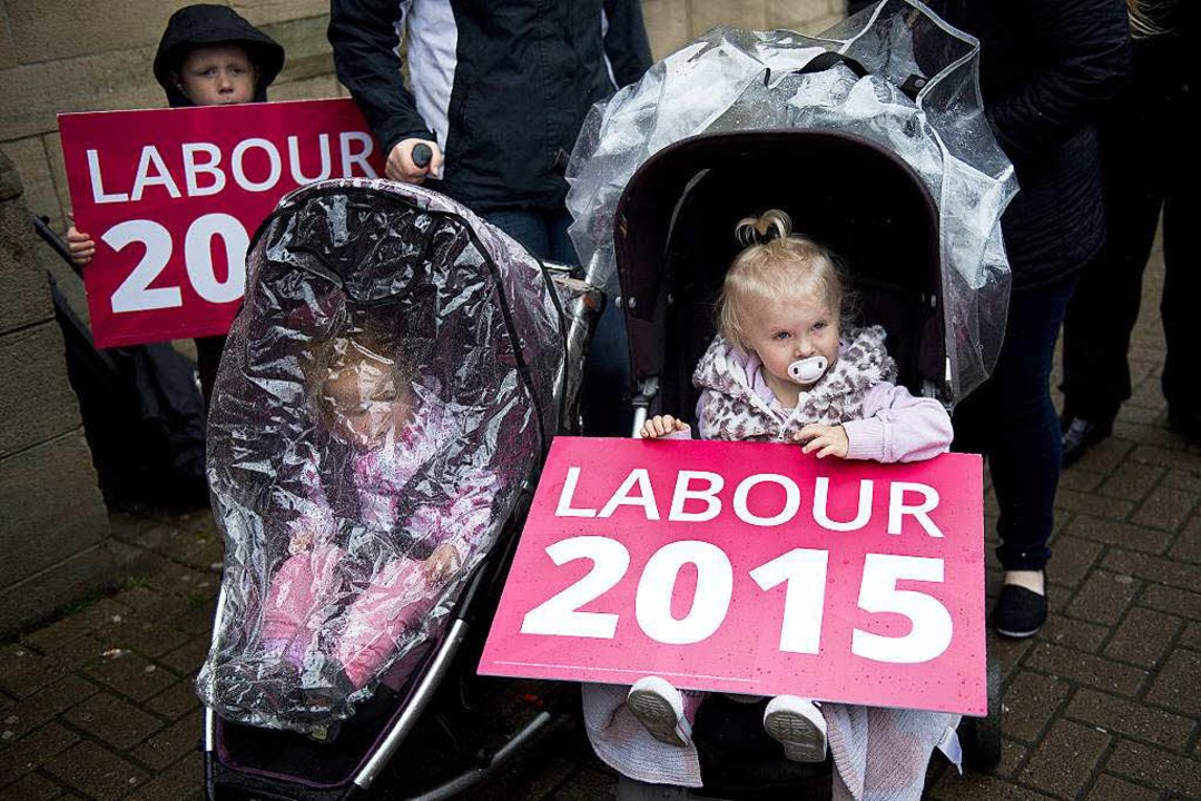 Labour-Wahlkampf im nordwestenglischen Colne  | Foto: AFP