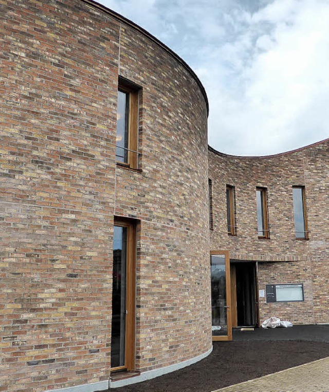 Das neue Gemeindezentrum der Johannesp..., gelungenen architektonischen Akzent.  | Foto: Nikolaus Trenz