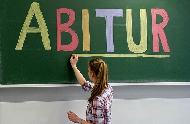 Die Opposition sieht in den Reformvorschlgen einen Angriff aufs Abitur.  | Foto: dpa