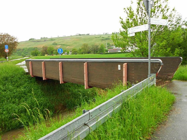 Wer will die Brcke an der Ecke Markgrafen-/Landesstrae in Efringen-Kirchen?   | Foto: langelott