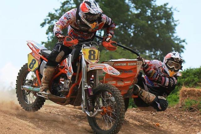 Motocross in Schopfheim: WM-Lauf der Seitenwagen-Elite