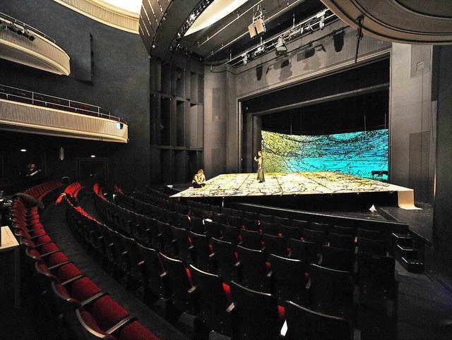So leer ist der groe Saal im Theater ...soll sich dank der Kulturlogen ndern.  | Foto: Michael Bamberger