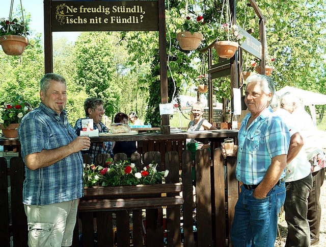 Die Weinschenke im Grnen ist ein pass...re, wer will&#8217;s verwehre.&#8220;   | Foto: Silke Hartenstein