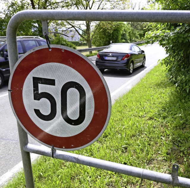 In Tiengen und Munzingen verschwanden ...wie schnell man innerorts fahren darf.  | Foto: Ingo Schneider