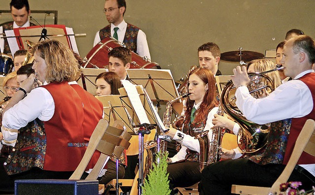 Der Musikverein Tegernau spielte gefhlvoll und facettenreich.   | Foto: Fabry