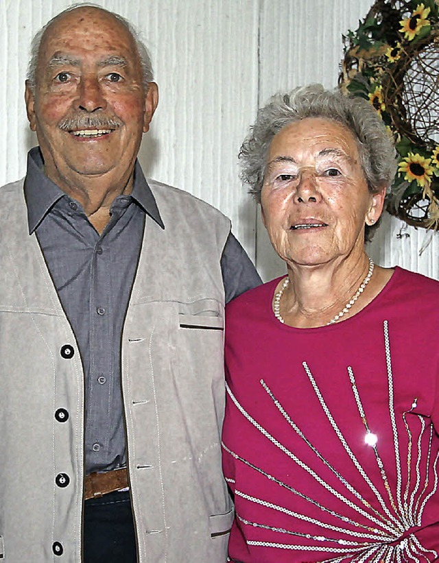 Seit 50 Jahren sind Ludwig  und Helga Kleiser verheiratet.  | Foto: Trogus