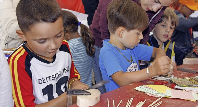 Viel ausprobieren knnen die Kinder beim groen Kinderfest am Samstag.   | Foto: Heidi Fssel