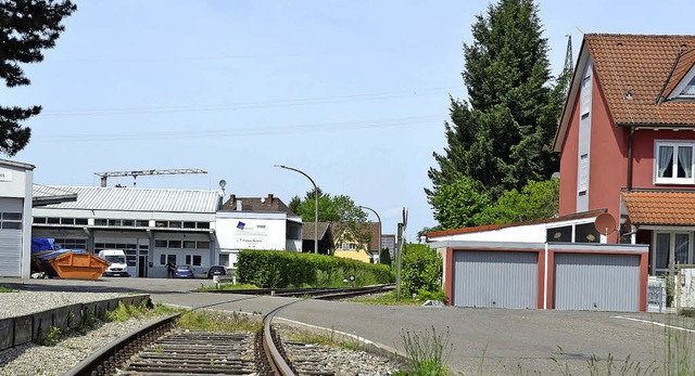 Wohnen neben dem Gewerbe &#8211; rund ...arkthallen hat das zu Streit gefhrt.   | Foto: SENF