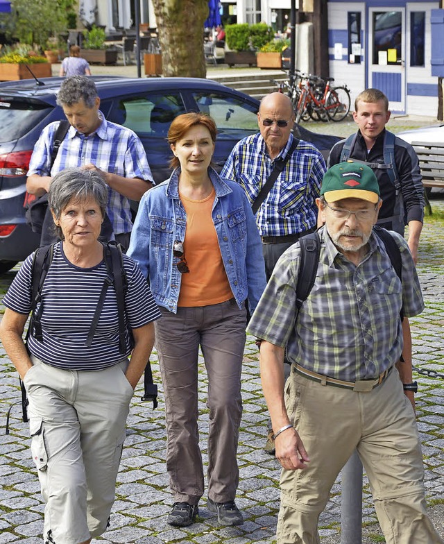 Mit   Barbara Gediehn und Berthold Sch...Kandern ber den Westweg  zum Blauen.   | Foto: Langelott