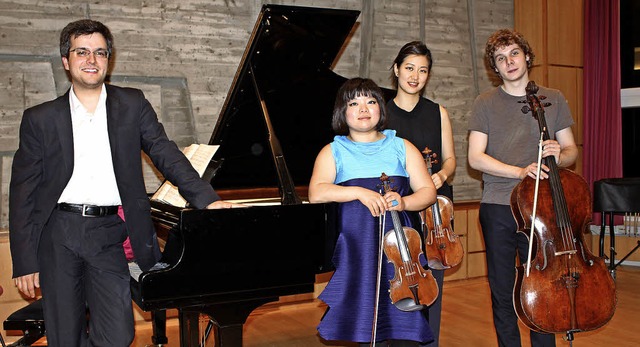 Florian Mitrea (Klavier), Yura Lee (Vi...rklehofs einen Einblick in ihr Knnen.  | Foto: Sarah Beha