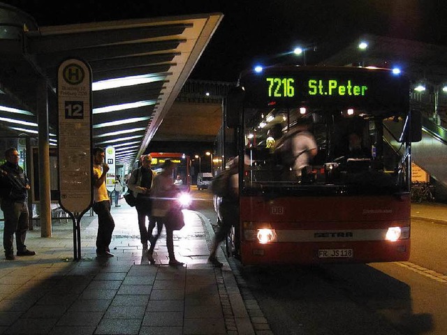 Welcher Bus geht ab?  | Foto: Milan Neugebauer