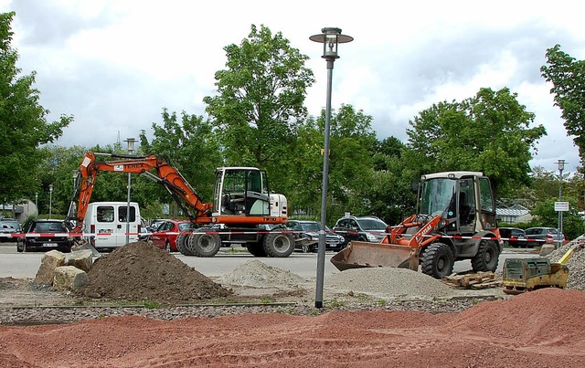 Wenn der Laguna-Parkplatz saniert ist, kostet das Parken dort zwei Euro am Tag.   | Foto: Herbert Frey