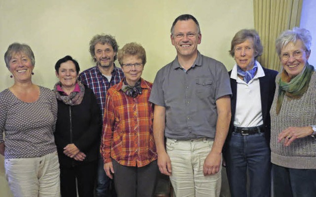 Der Vorstand des Vereins Hilfe fr Fl...n Blankenhorn-Hartig und Renate Moser   | Foto: Philipp