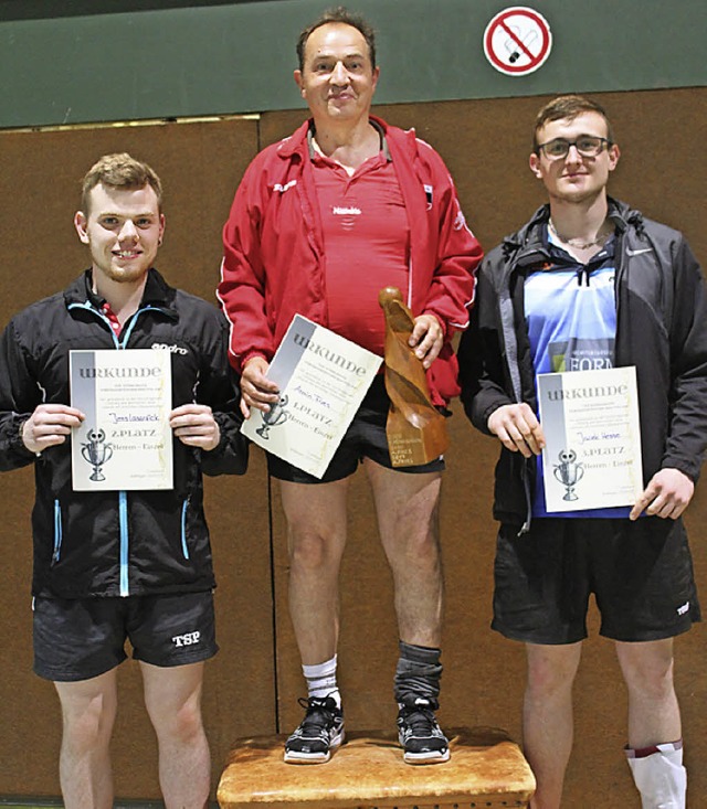 Die Vereinsmeister der TTF Sthlingen ...asarzick, Armin Fries und Jacek Hesse.  | Foto: Dietmar Noeske