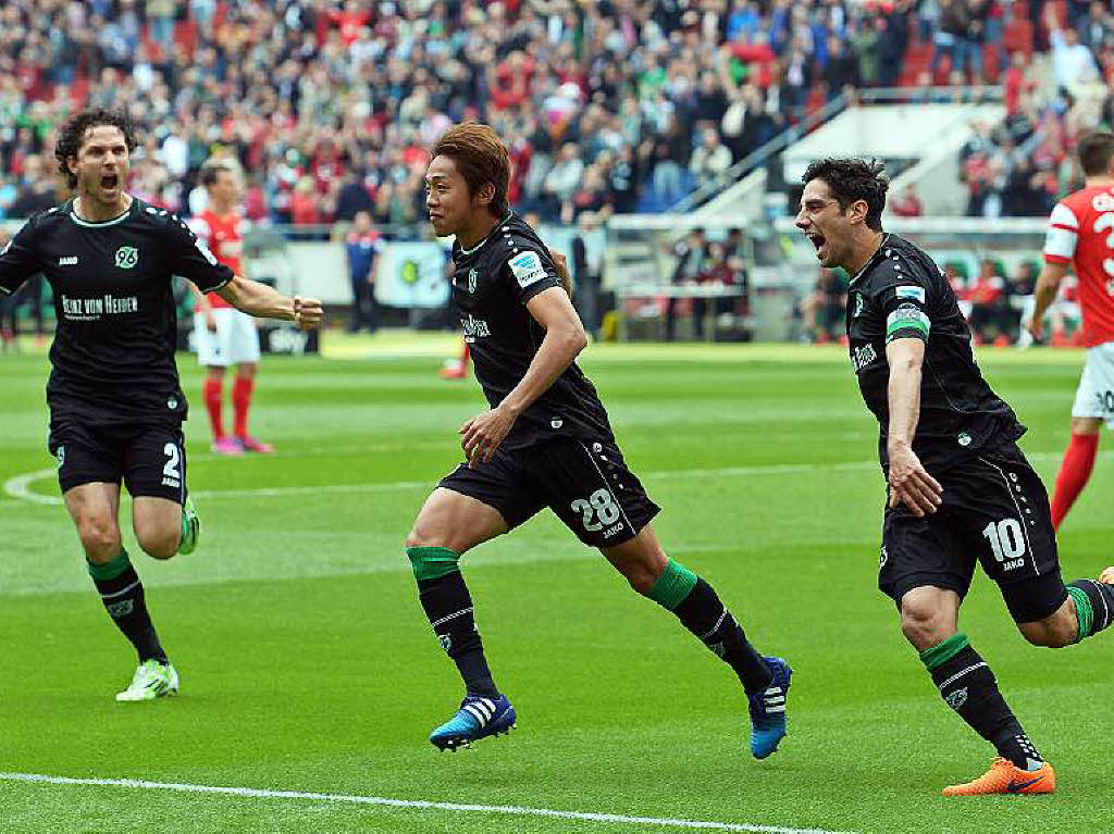 Der SC Freiburg kann in Hannover nicht punkten und steigt in die zweite Liga ab.