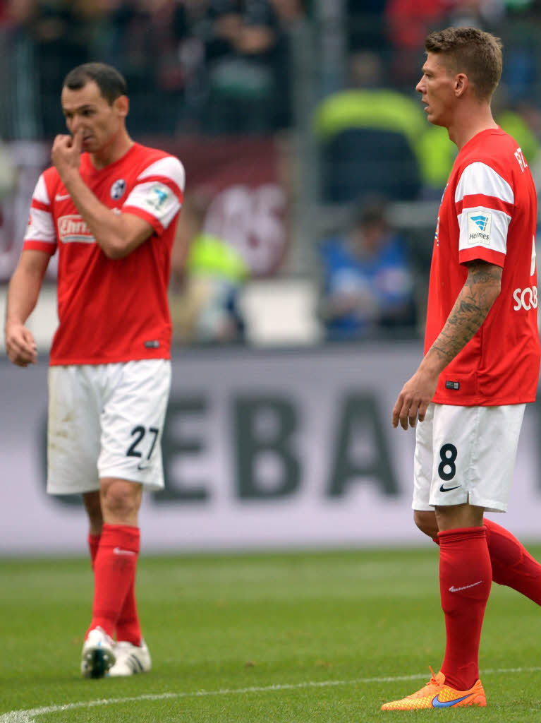 Der SC Freiburg kann in Hannover nicht punkten und steigt in die zweite Liga ab.