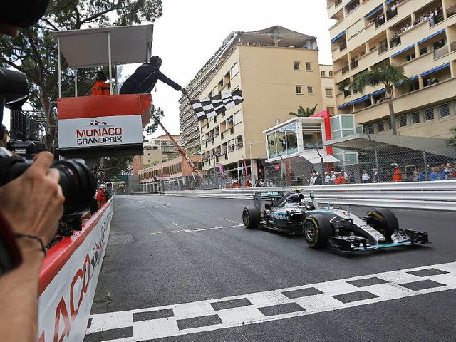 Legendrer Sieg: Rosberg gewinnt in Monte Carlo.  | Foto: dpa
