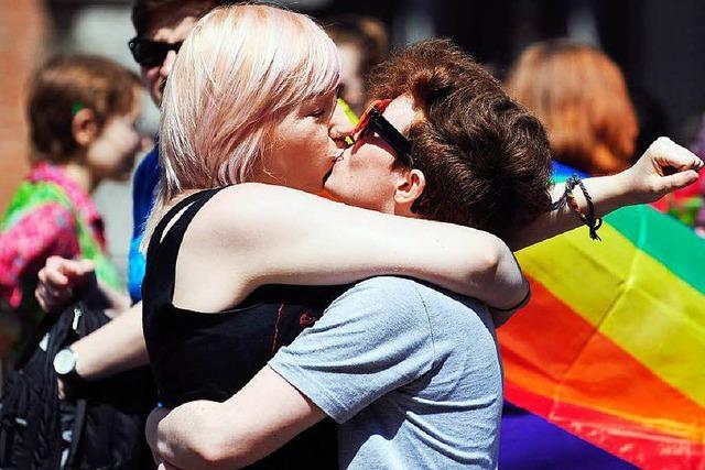 Homo-Ehe per Volksentscheid - Irland schreibt Geschichte